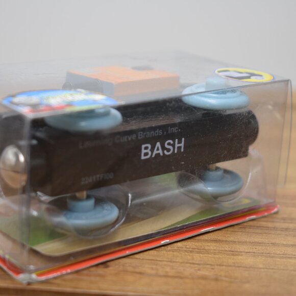 Bash w/ Collectors Card Learning Curve Thomas & Friends Wooden Railway Sealed - Picture 9 of 10